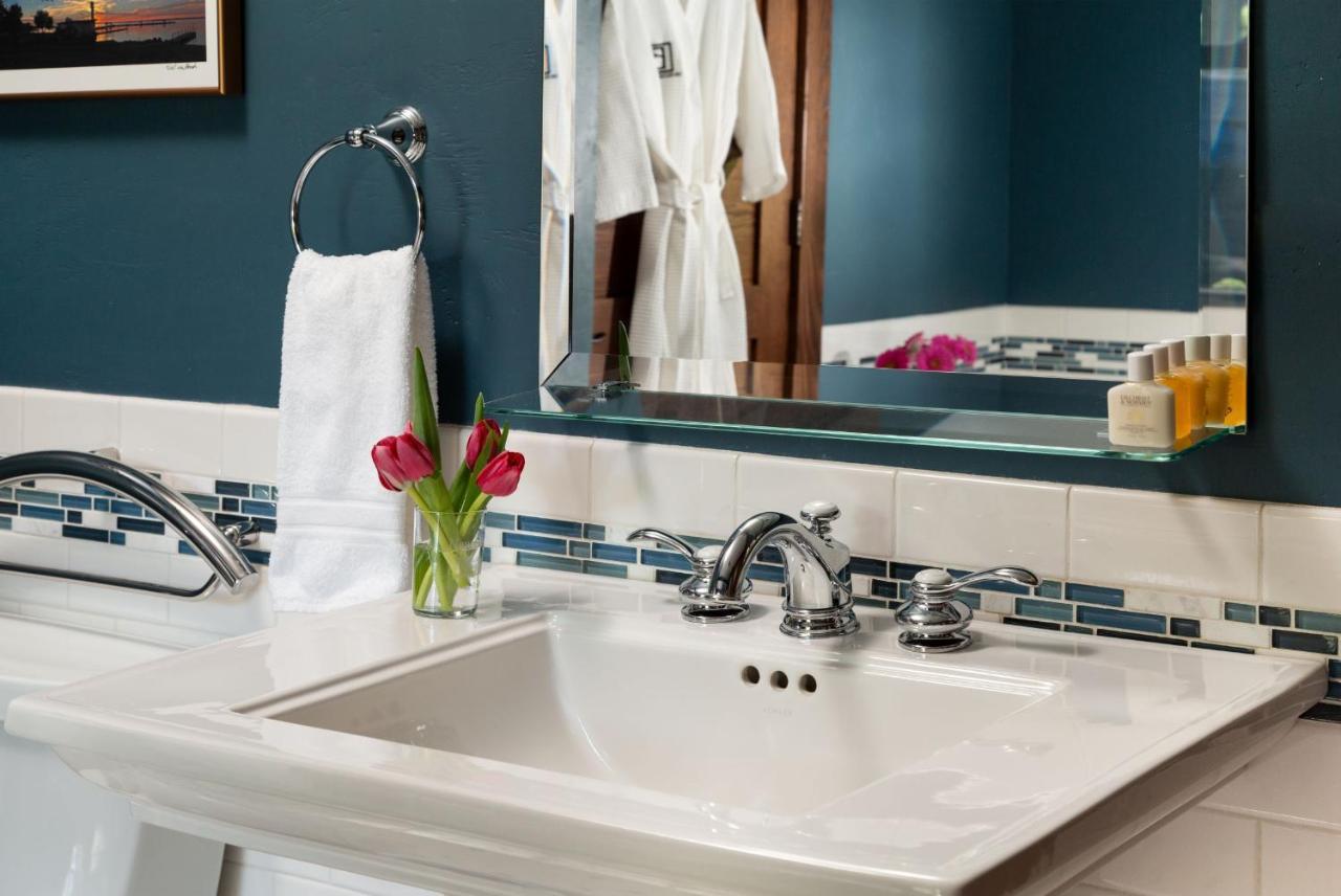 The Buckingham Inn Madison Luaran gambar